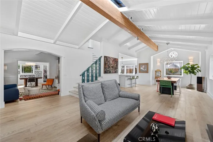 649 Anita Street, Laguna Beach, California 92651