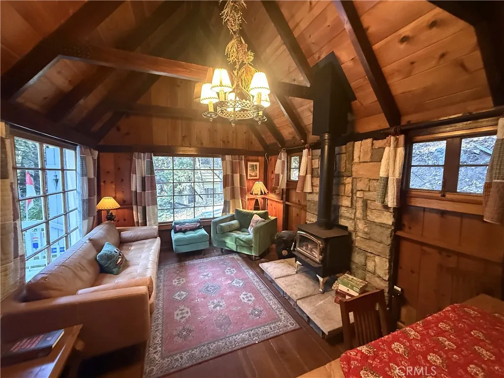 230 Fremont Road, Lake Arrowhead, California 92352 home-pic-1