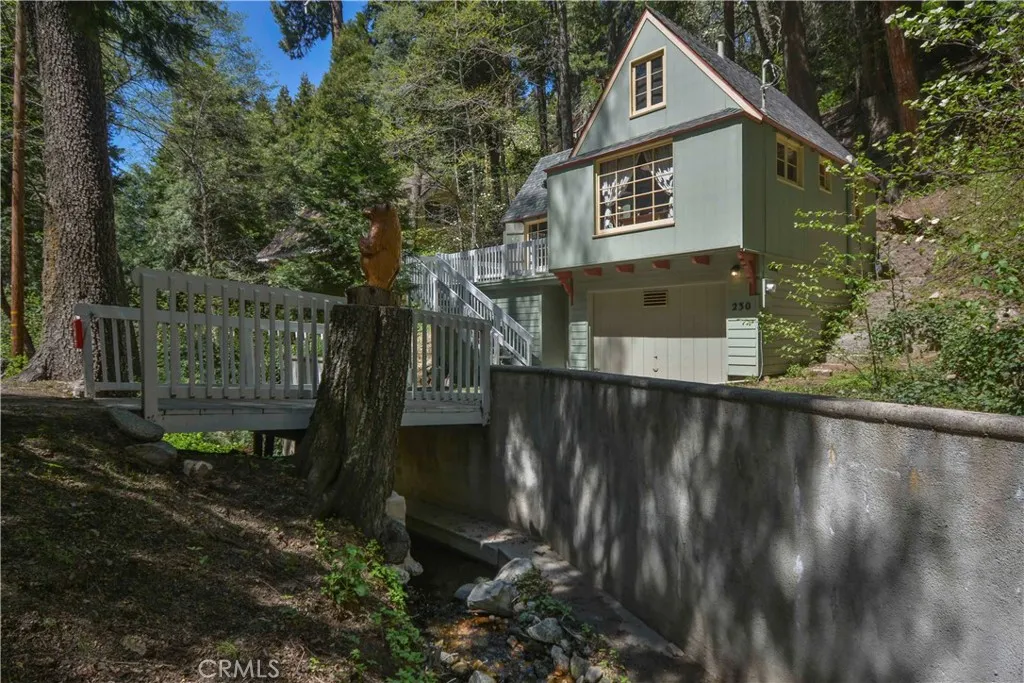 230 Fremont Road, Lake Arrowhead, California 92352 home-pic-33