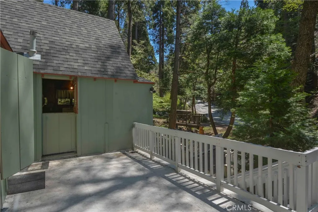 230 Fremont Road, Lake Arrowhead, California 92352 home-pic-24