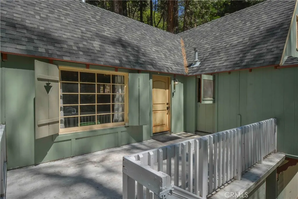 230 Fremont Road, Lake Arrowhead, California 92352 home-pic-22