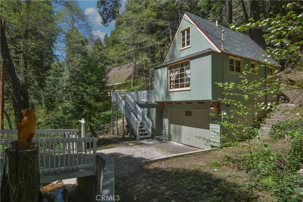 230 Fremont Road, Lake Arrowhead, California 92352 home-pic-0