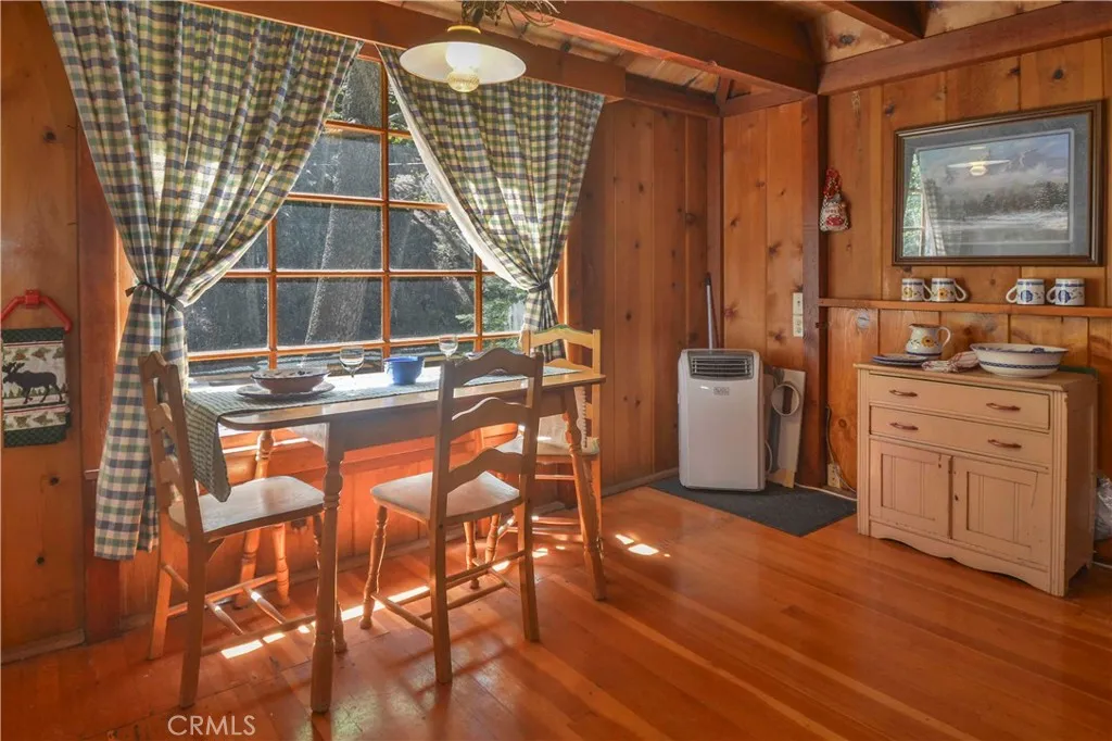 230 Fremont Road, Lake Arrowhead, California 92352 home-pic-19