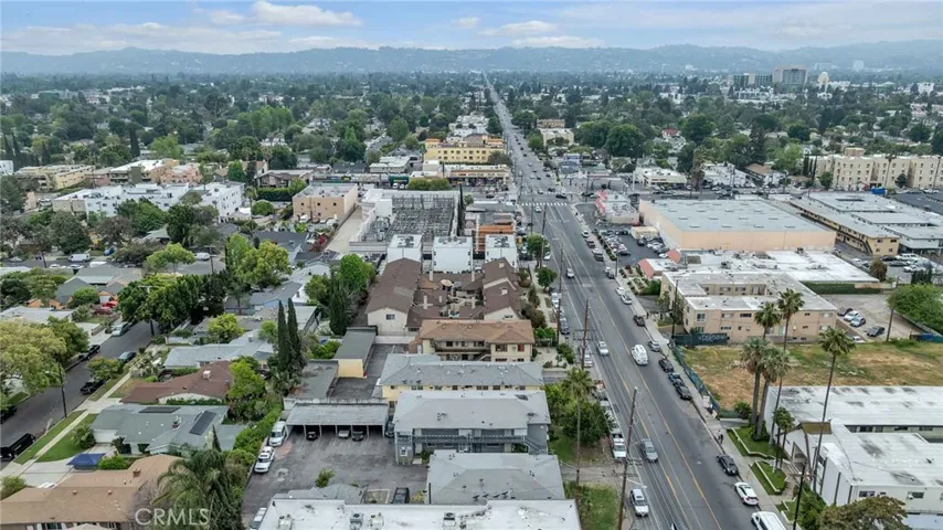6862 Hazeltine Avenue, Van Nuys, California 91405