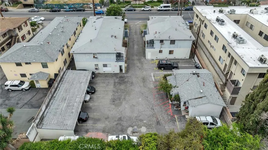 6862 Hazeltine Avenue, Van Nuys, California 91405