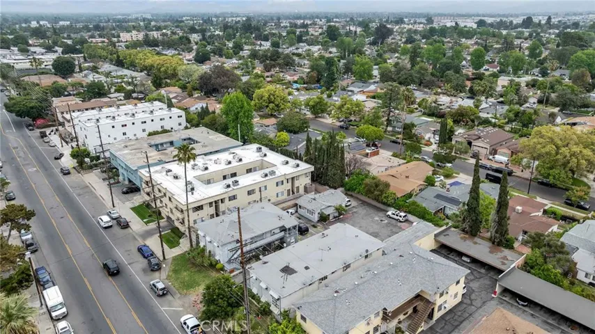 6862 Hazeltine Avenue, Van Nuys, California 91405
