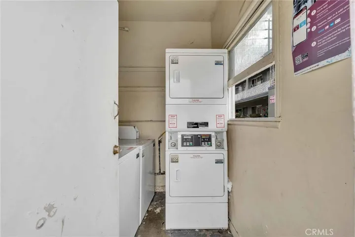 6862 Hazeltine Avenue, Van Nuys, California 91405