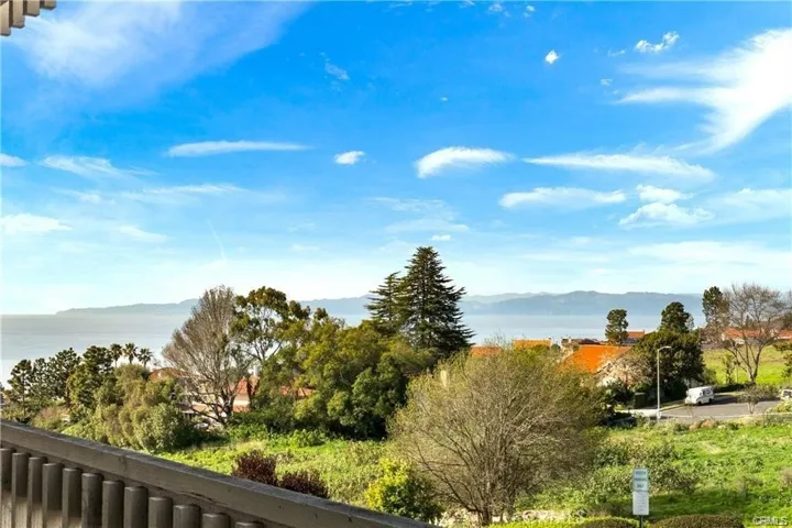 6542 Ocean Crest Drive D102, Rancho Palos Verdes, California 90275