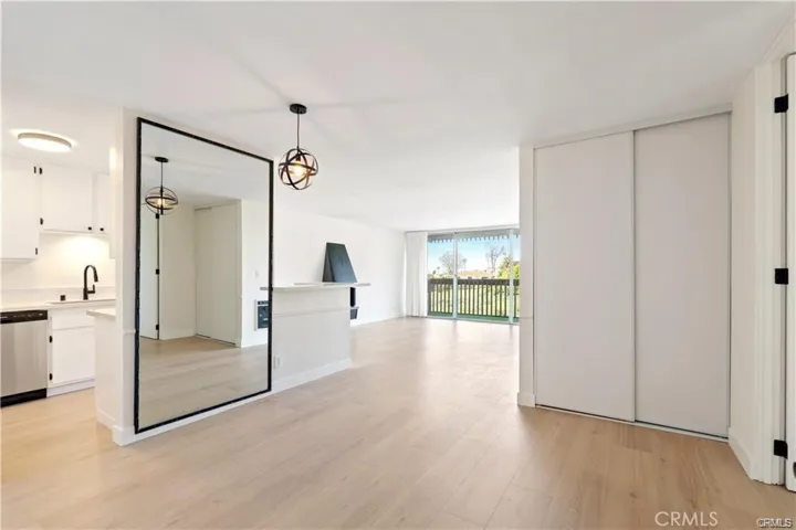 6542 Ocean Crest Drive D102, Rancho Palos Verdes, California 90275