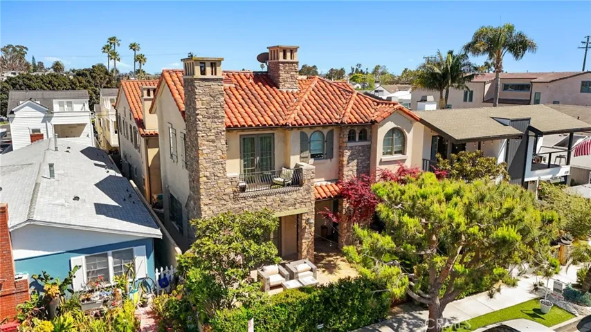 430 1/2 Heliotrope Avenue, Corona Del Mar, California 92625