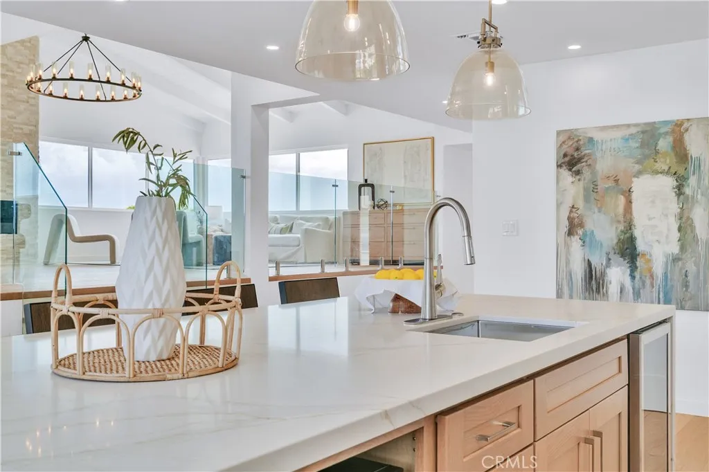 8 Clipper Road, Rancho Palos Verdes, California 90275 home-pic-8