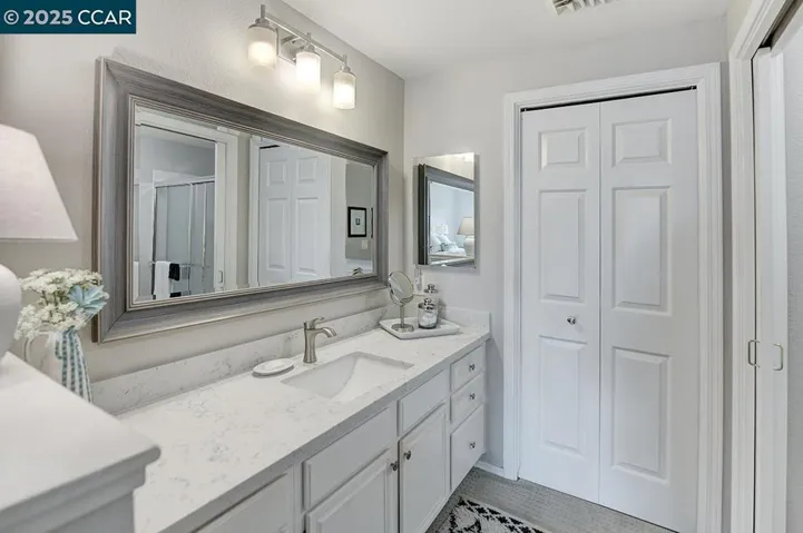 1840 Tice Creek 2326, Walnut Creek, California 94595