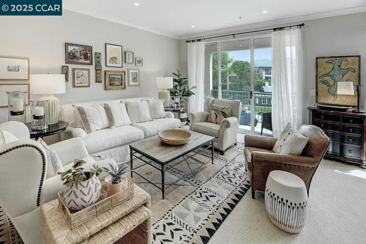 1840 Tice Creek 2326, Walnut Creek, California 94595