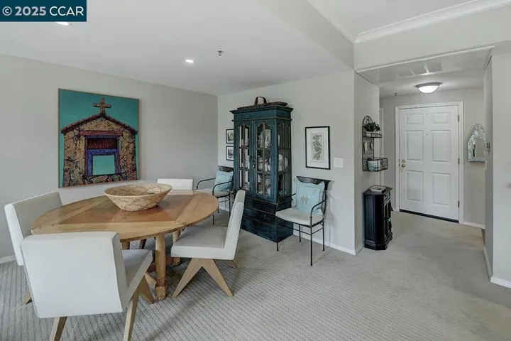 1840 Tice Creek 2326, Walnut Creek, California 94595