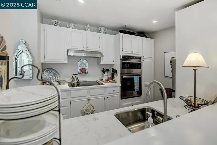 1840 Tice Creek 2326, Walnut Creek, California 94595