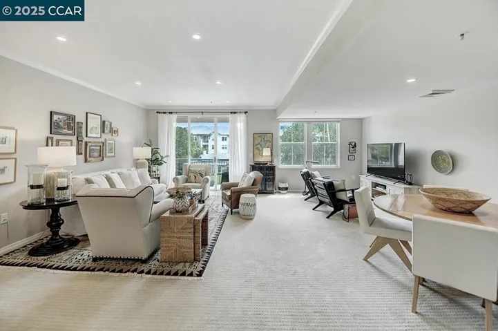 1840 Tice Creek 2326, Walnut Creek, California 94595