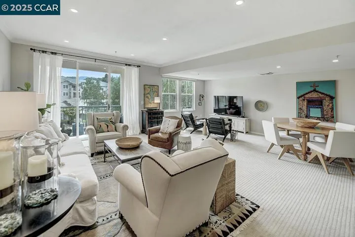 1840 Tice Creek 2326, Walnut Creek, California 94595