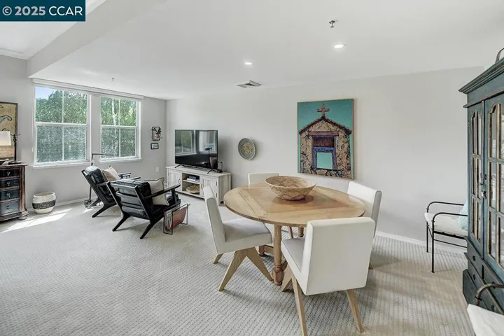 1840 Tice Creek 2326, Walnut Creek, California 94595