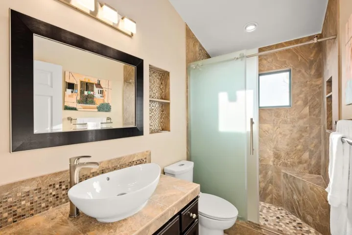 3351 Red Mountain Heights Drive, Fallbrook, California 92028