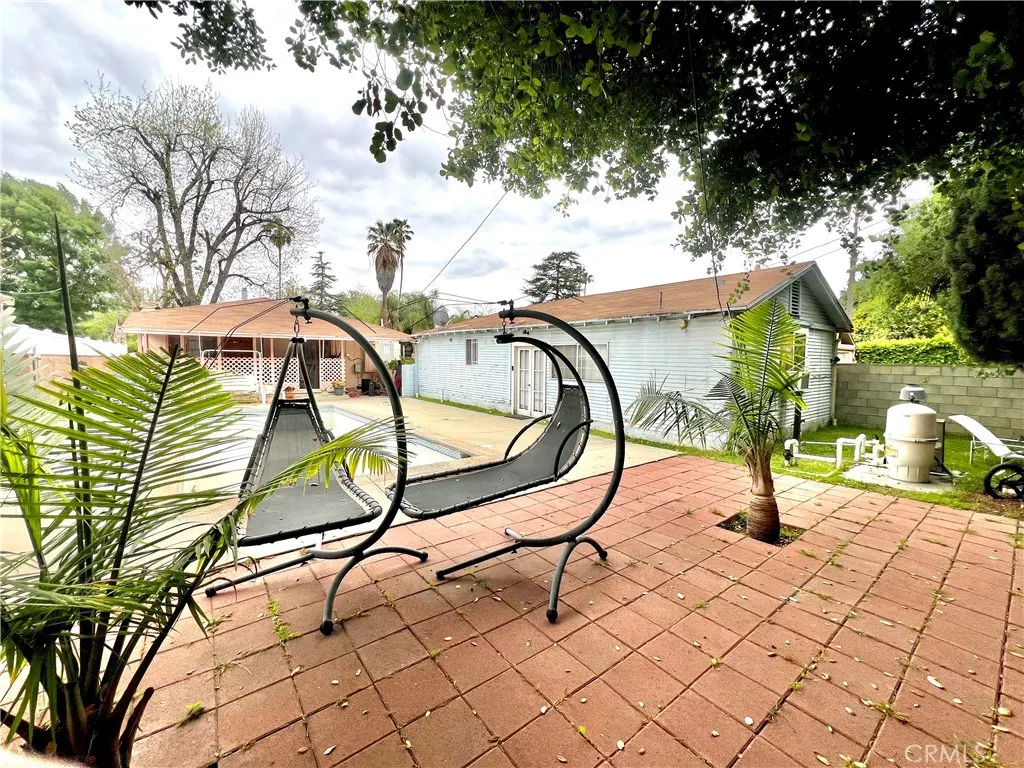 5839 Tobias Avenue, Sherman Oaks, California 91411 home-pic-15