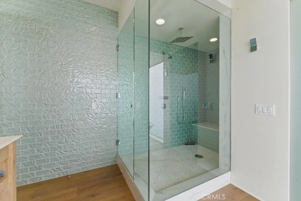 2501 Barrymore Drive, Malibu, California 90265 home-pic-36