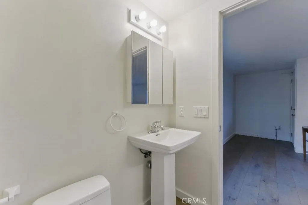 2501 Barrymore Drive, Malibu, California 90265 home-pic-48