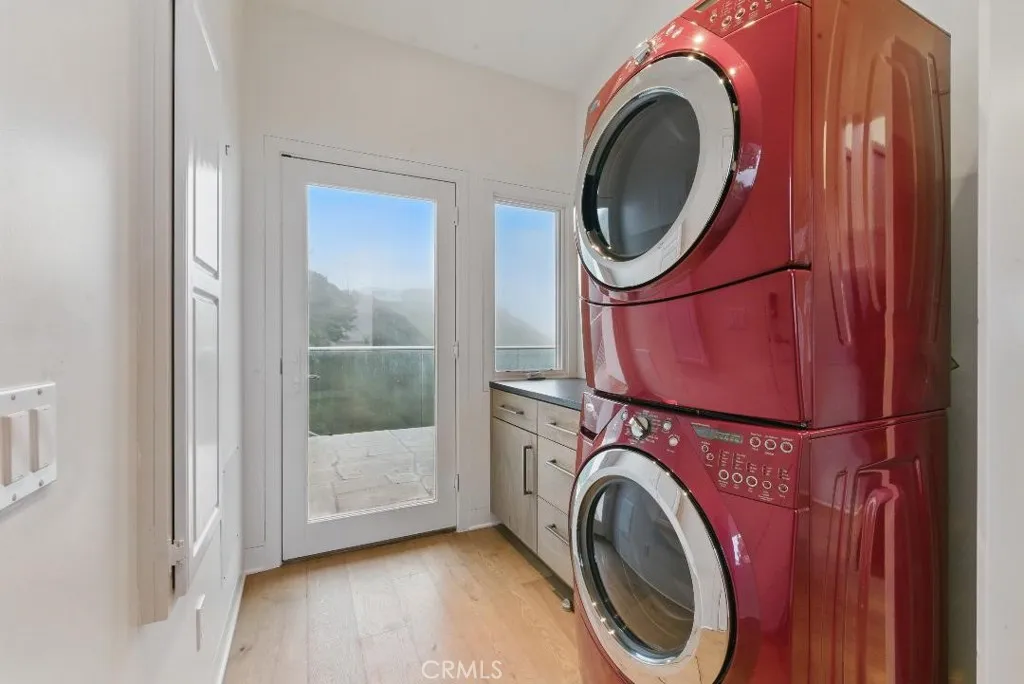 2501 Barrymore Drive, Malibu, California 90265 home-pic-27