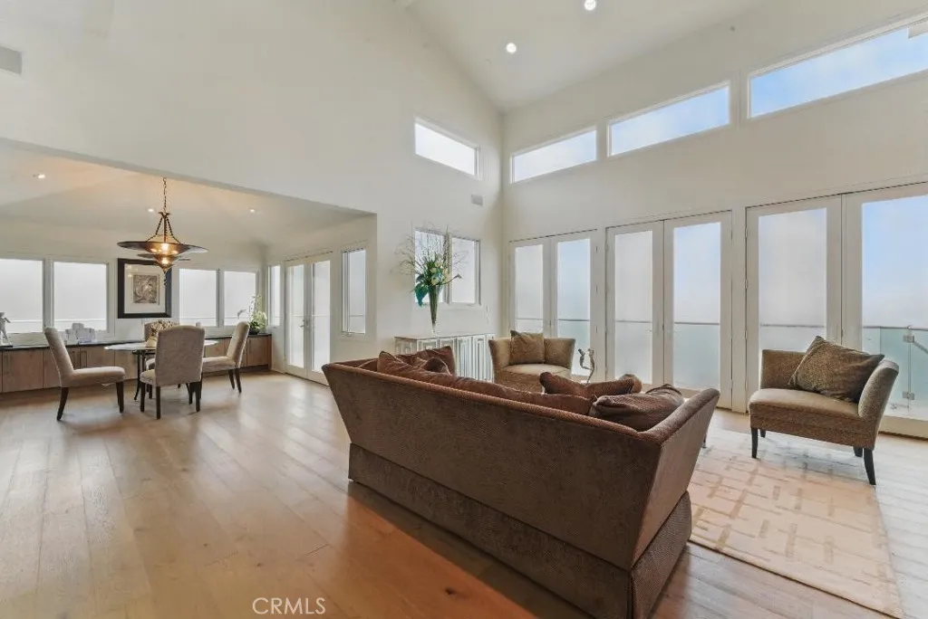 2501 Barrymore Drive, Malibu, California 90265 home-pic-5