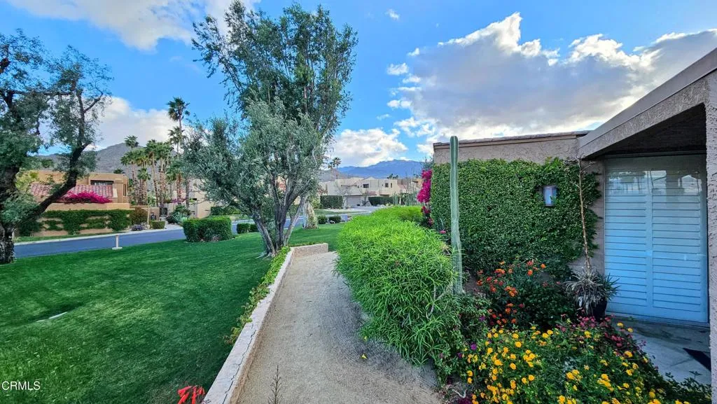 48940 Phlox Place, Palm Desert, California 92260 home-pic-29