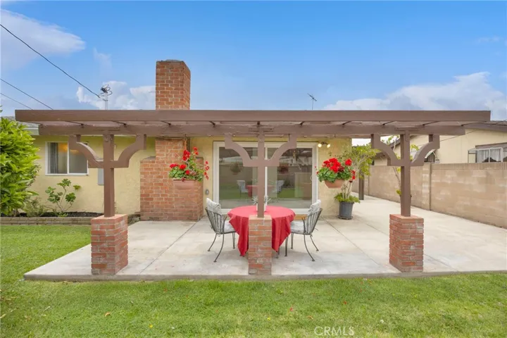 5905 Crescent Avenue, Buena Park, California 90620