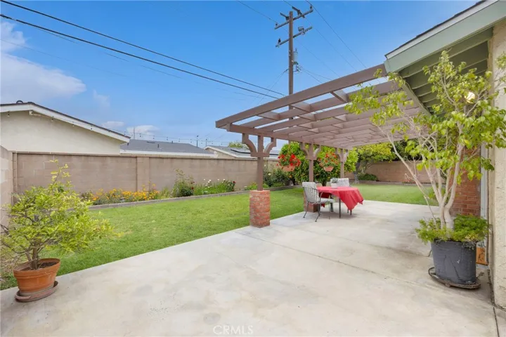 5905 Crescent Avenue, Buena Park, California 90620