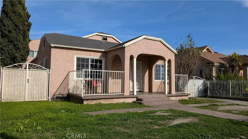 3854 Arlington Avenue, Los Angeles, California 90008, 8 Bedrooms Bedrooms, ,4 BathroomsBathrooms,Residential,For Sale,Arlington,TR25093805