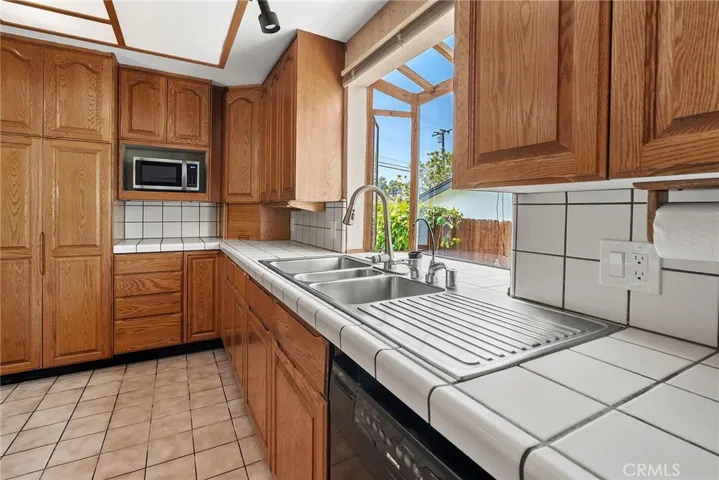 7016 Abbottswood Drive, Rancho Palos Verdes, California 90275