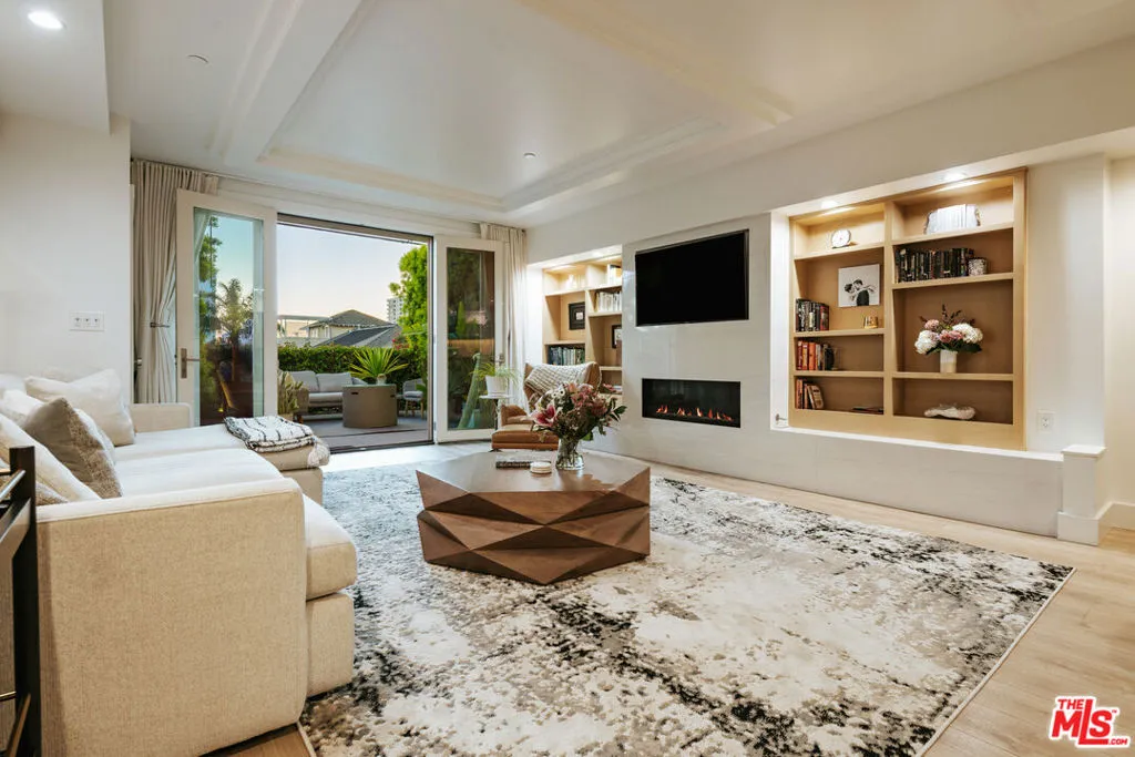 2817 3rd Street 4, Santa Monica, California 90405 home-pic-14