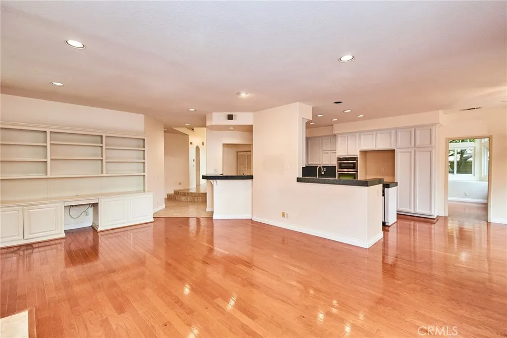 26821 Moore Oaks Road, Laguna Hills, California 92653 home-pic-24