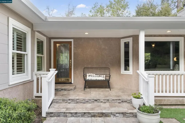 6 Monte Veda Dr, Orinda, California 94563