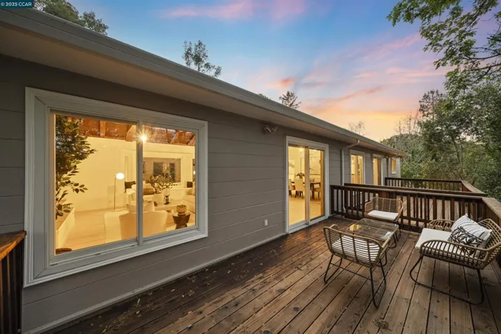 6 Monte Veda Dr, Orinda, California 94563