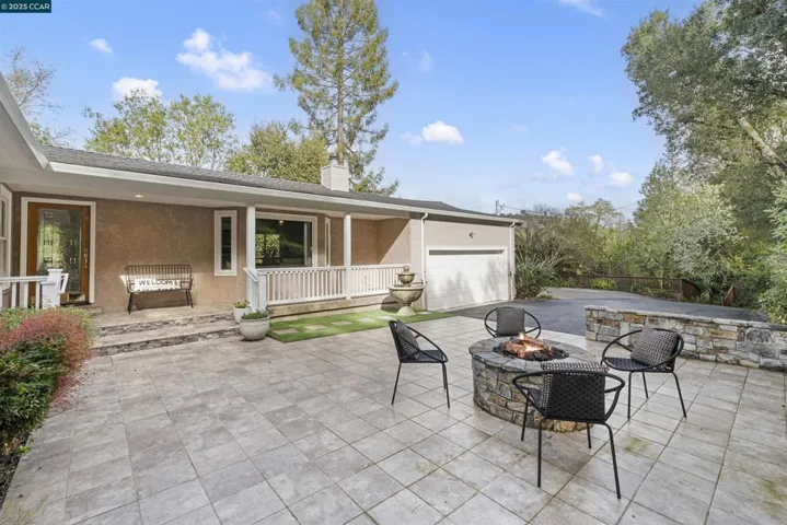 6 Monte Veda Dr, Orinda, California 94563