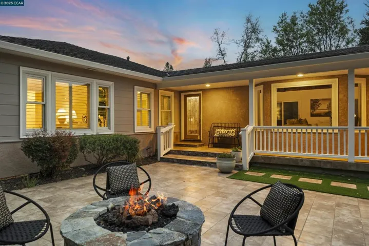 6 Monte Veda Dr, Orinda, California 94563