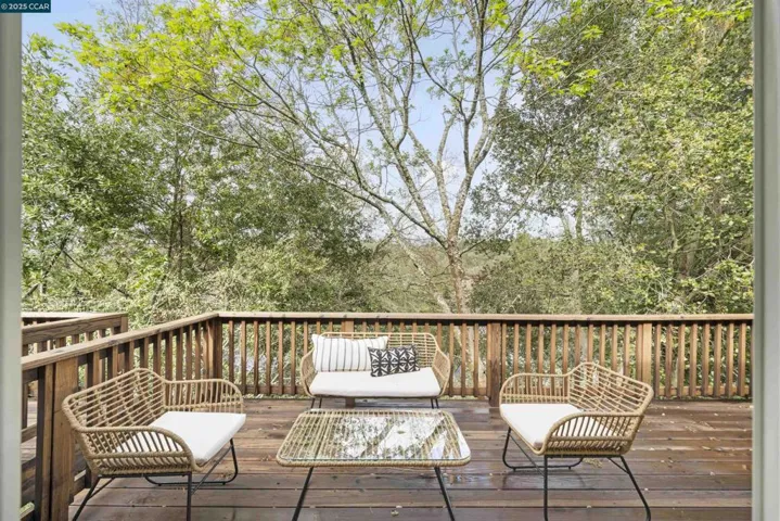 6 Monte Veda Dr, Orinda, California 94563