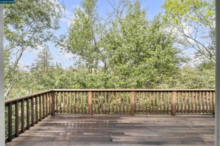 6 Monte Veda Dr, Orinda, California 94563