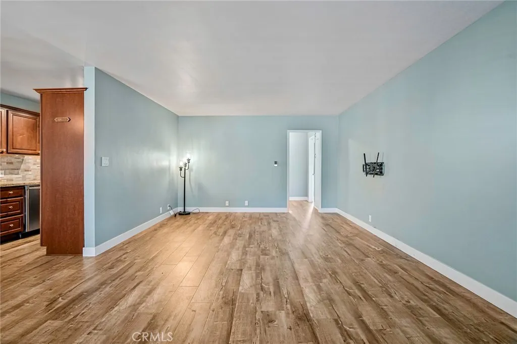 1130 E 1st Street 205, Long Beach, California 90802 home-pic-16