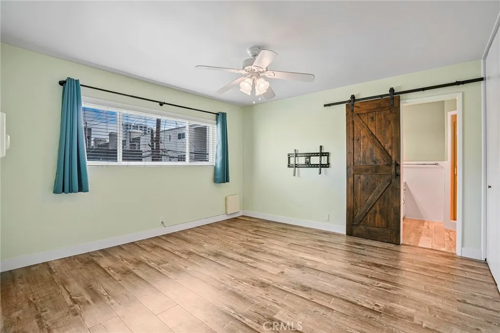 1130 E 1st Street 205, Long Beach, California 90802 home-pic-19