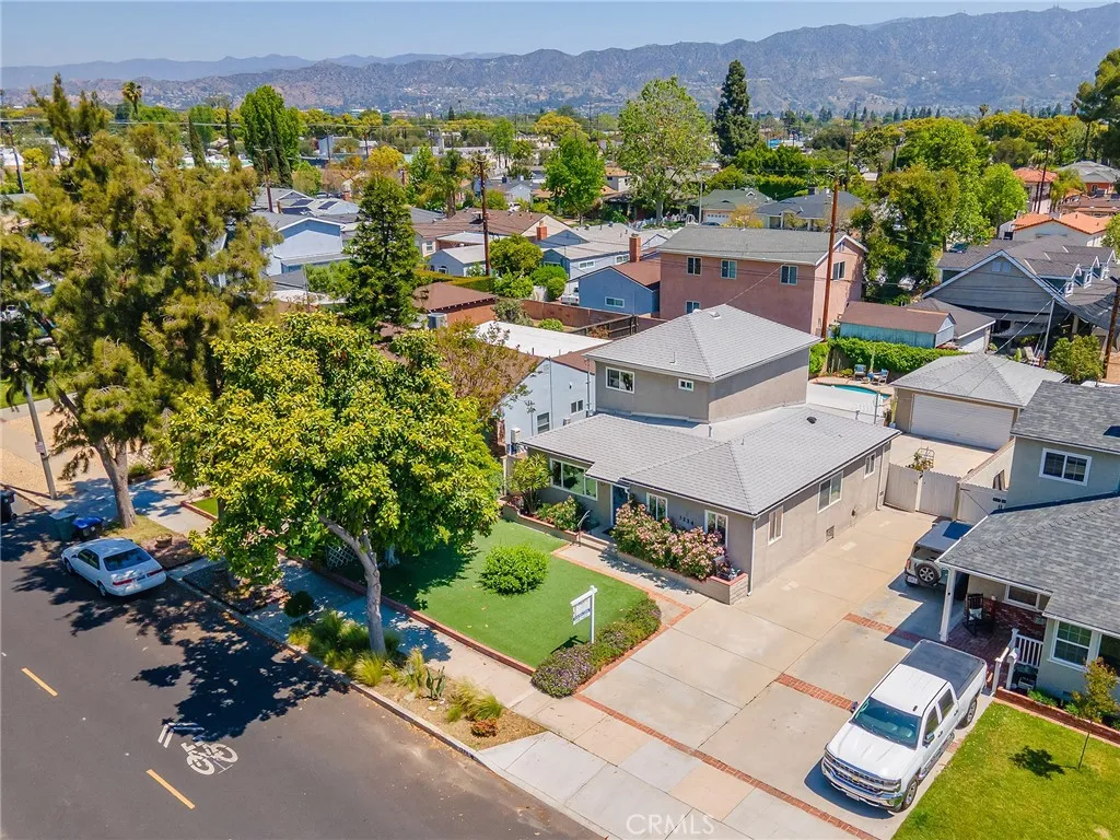1234 N Pass Avenue, Burbank, California 91505 home-pic-50