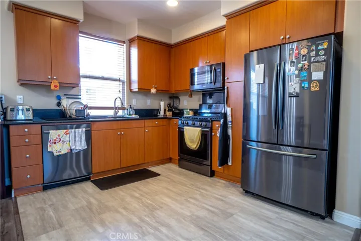 216 W Merlot Drive, Covina, California 91723