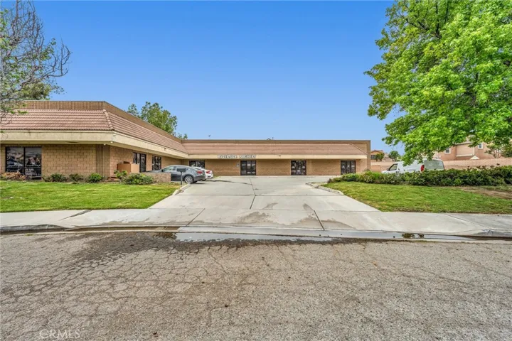 1919 Atlas Drive, Riverside, California 92501