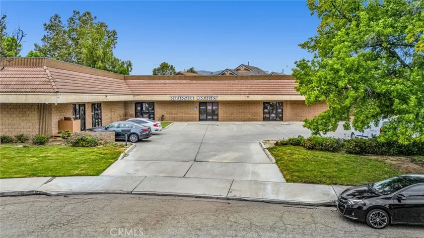 1919 Atlas Drive, Riverside, California 92501