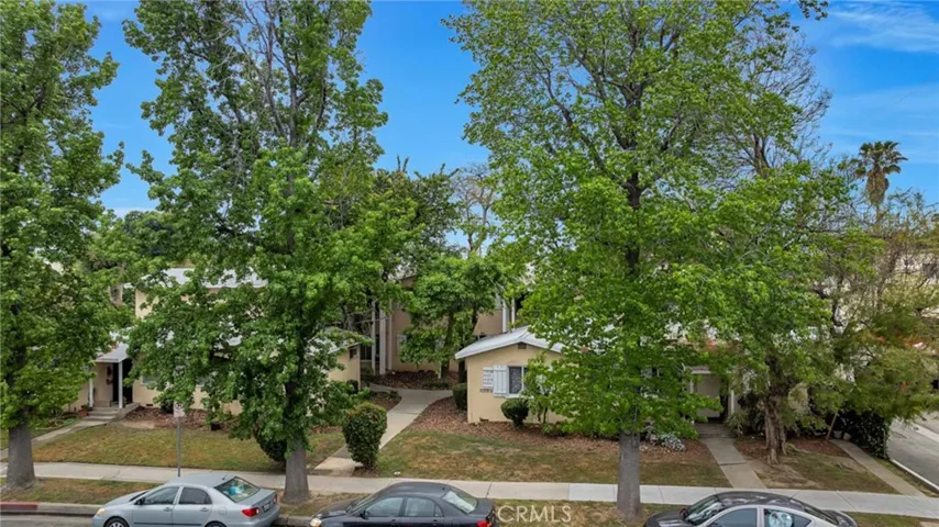 7001 Hazeltine Avenue, Van Nuys, California 91405