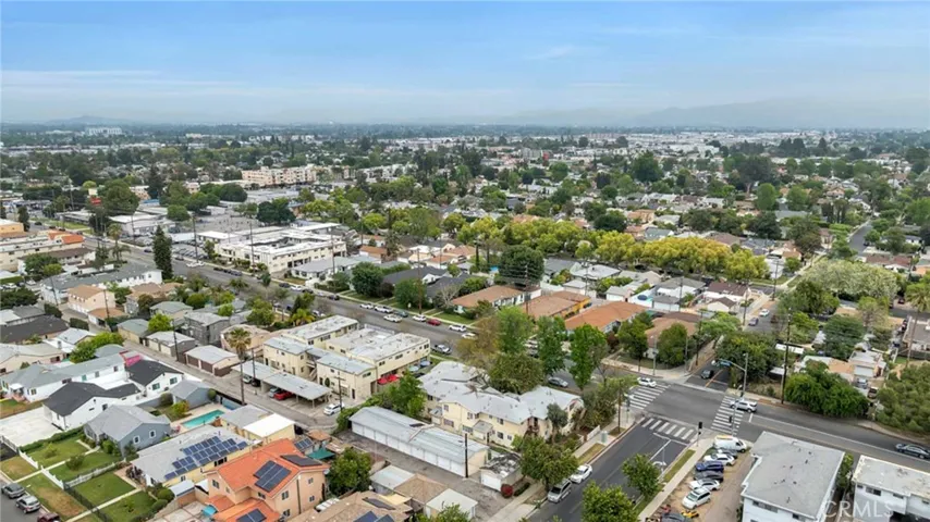 7001 Hazeltine Avenue, Van Nuys, California 91405