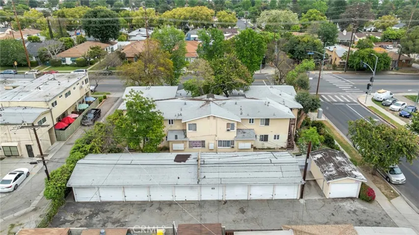 7001 Hazeltine Avenue, Van Nuys, California 91405